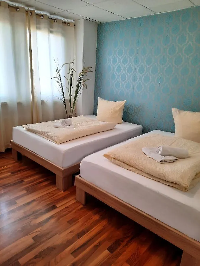 Homestay Easy Stay Rooms Stuttgart Germany